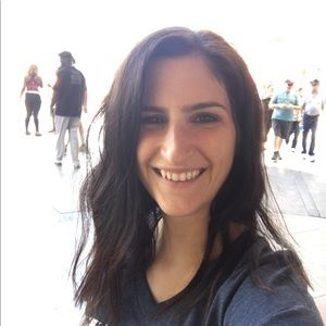 Meet your Posher, Dana